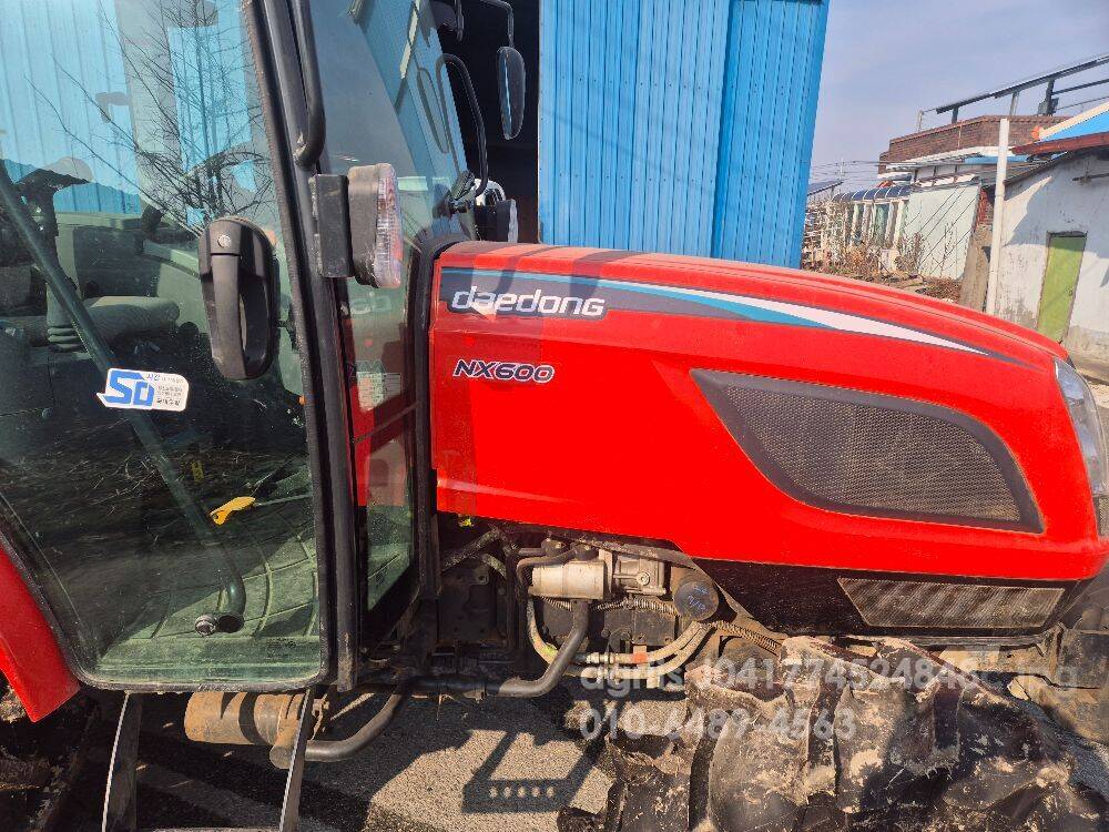 Daedong Tractor NX600 (58hp) 앞좌측면
