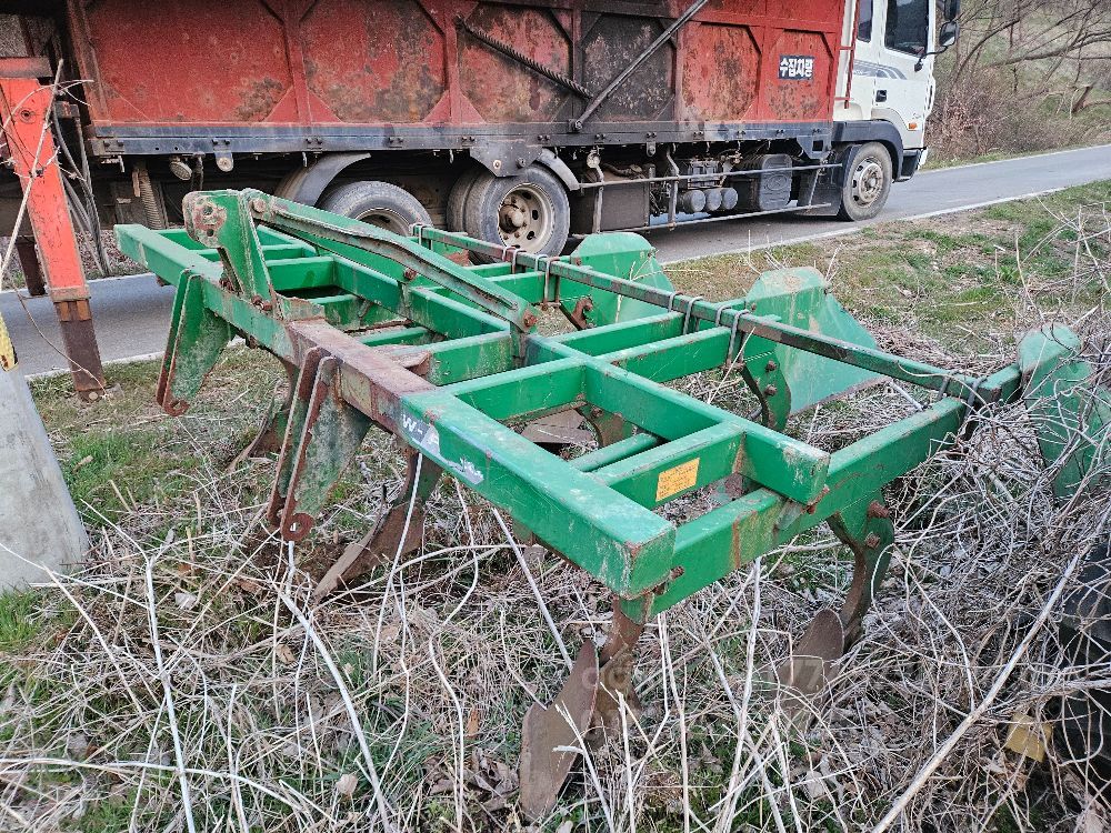 8련쟁기 쟁기 쟁기 뒤우측면