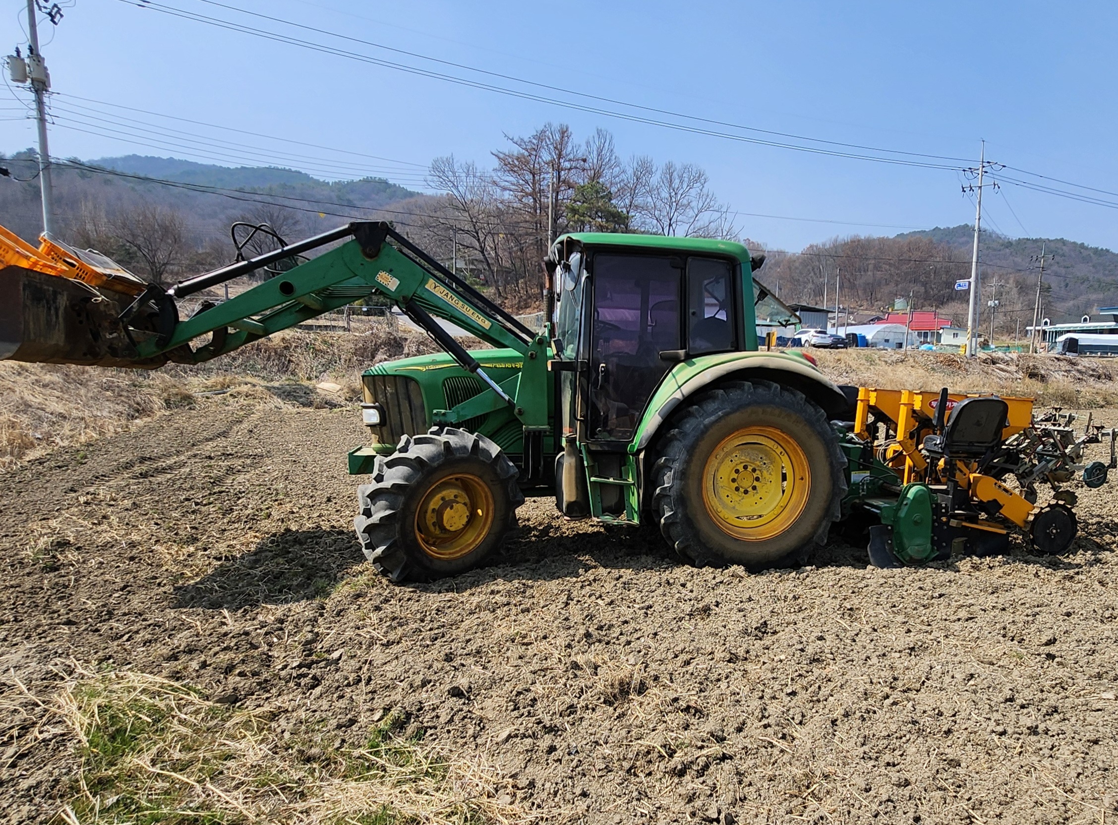 JohnDeere Tractor 6120 (80hp) 앞좌측면