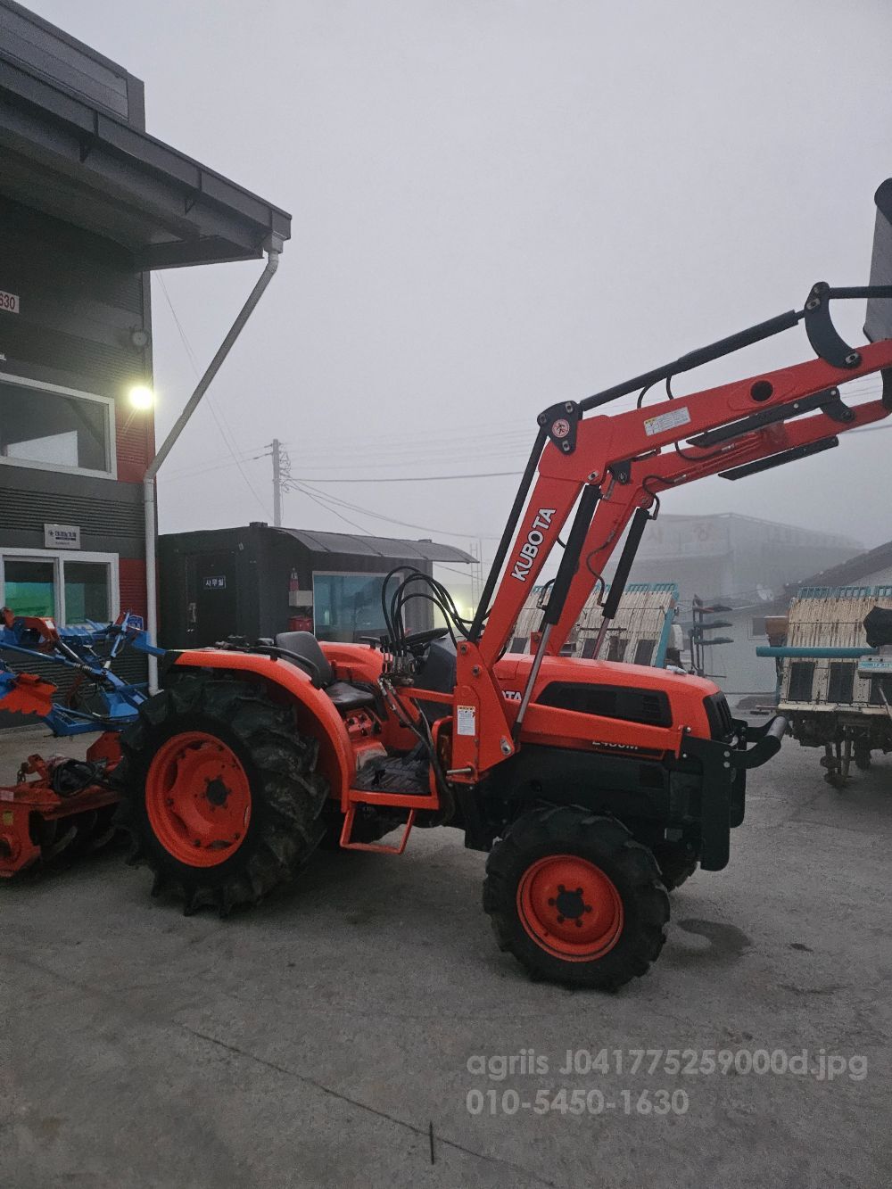 구보다 트랙터 L430MH (43마력) 뒤우측면