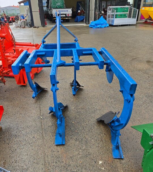 영신 쟁기 4련 앞좌측면