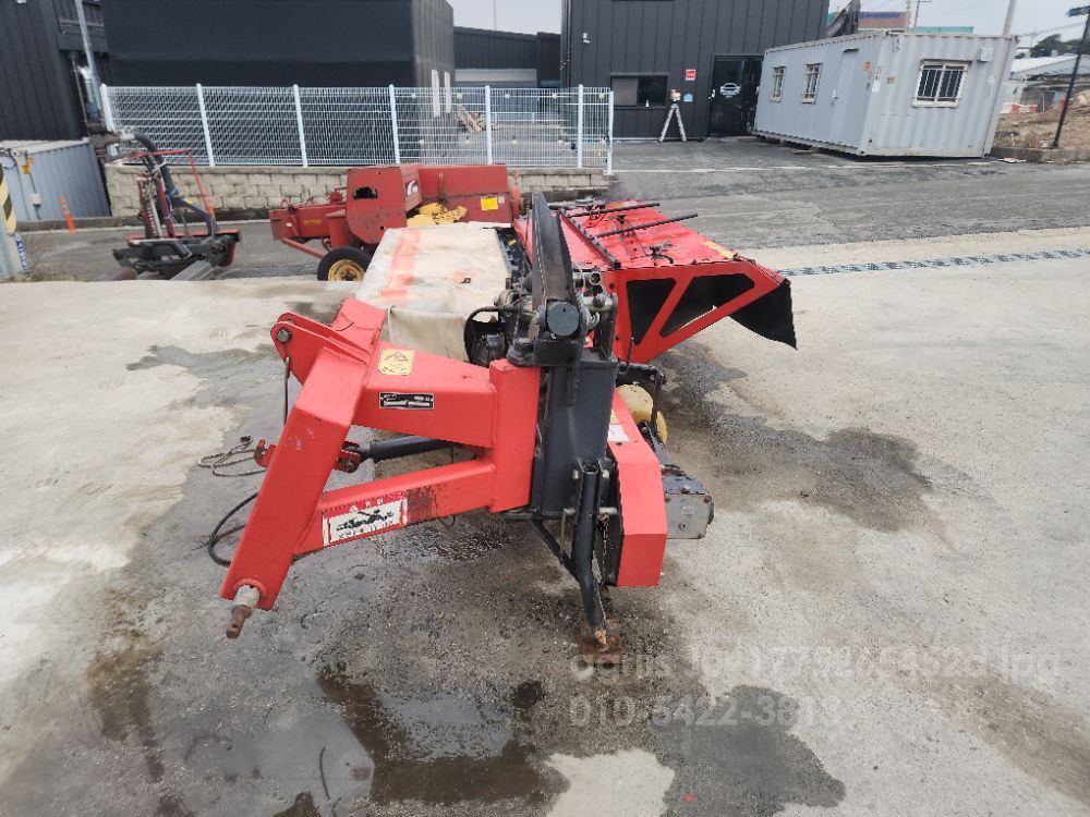  Mower Conditioner DNP2401TC  뒤우측면