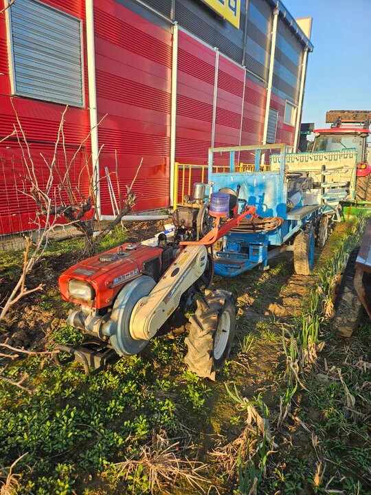 TYM Power Tiller 동양 (13hp) 앞좌측면