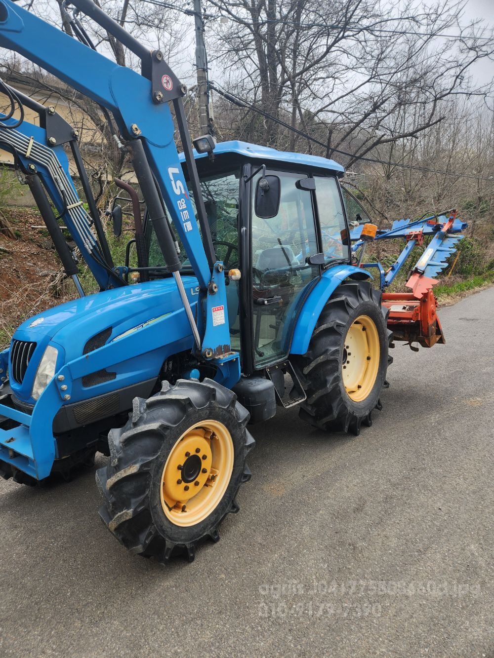 LS 트랙터 U55 (55마력) 뒤우측면