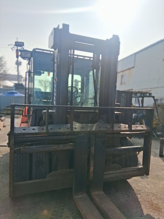 Doosan Forklift D70 (7톤톤) 앞좌측면