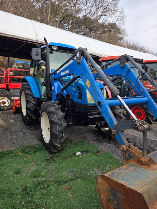 LS 트랙터 PS80 (80마력) 앞좌측면