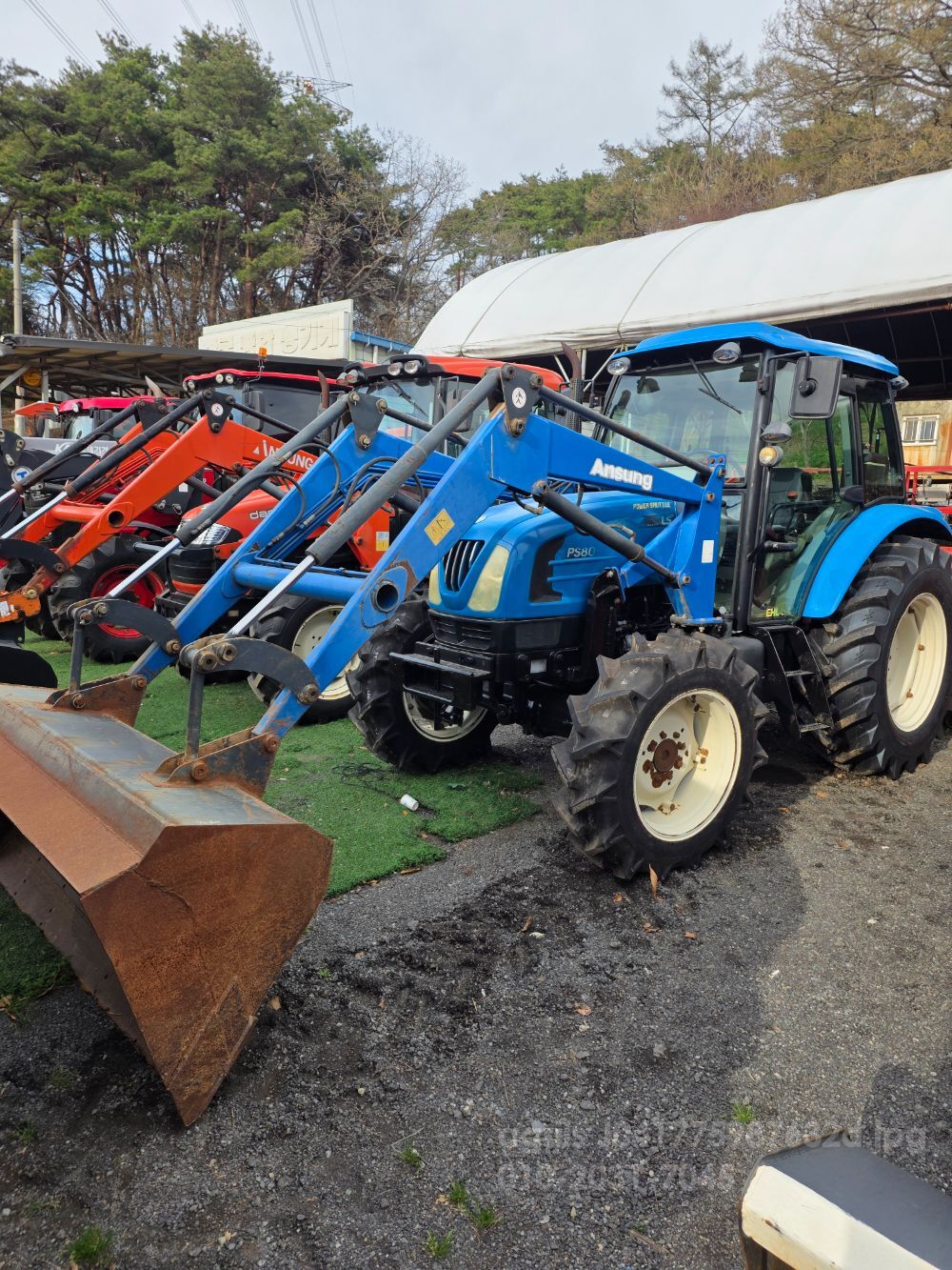 LS 트랙터 PS80 (80마력) 뒤우측면