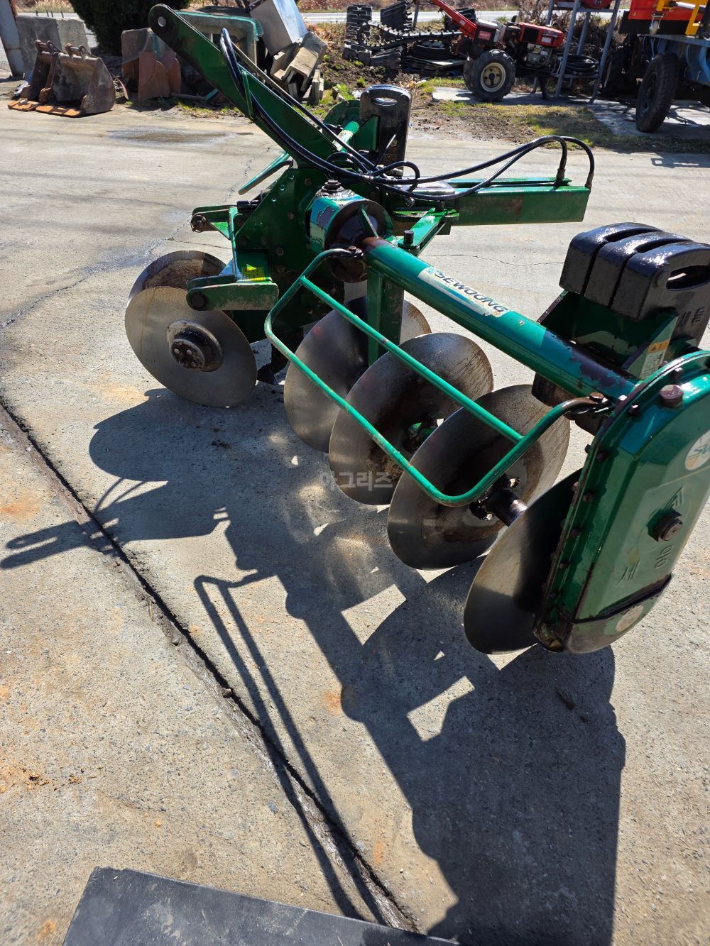 세웅쟁기 세웅쟁기 세웅8련쟁기 뒤우측면