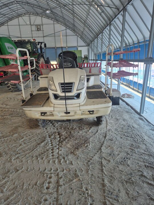 Kukje Rice transplanter RGO60SD (6Rows) 앞좌측면