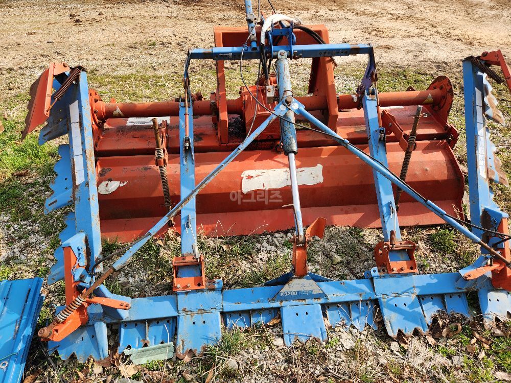  로타리 그린맥스로터리 (경폭215cm) 뒤우측면