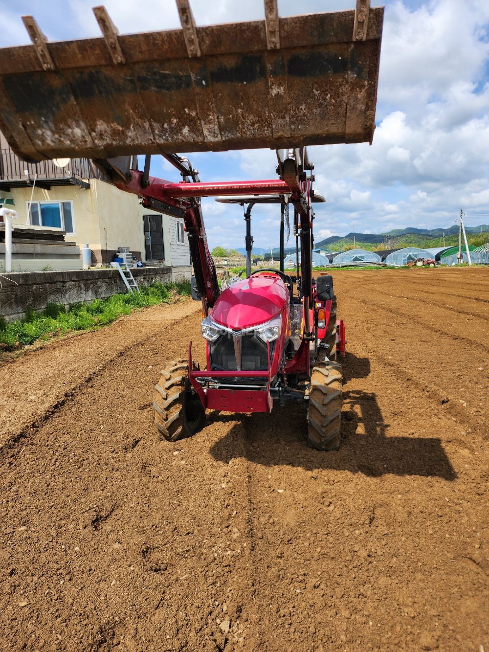 Yanmar Tractor YT357 (57hp) 뒤우측면