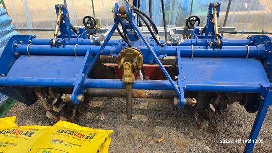  제일기공사 콩 배토기 파종기 제일기공사 콩 배토기,장자동화 콩파종기  앞좌측면