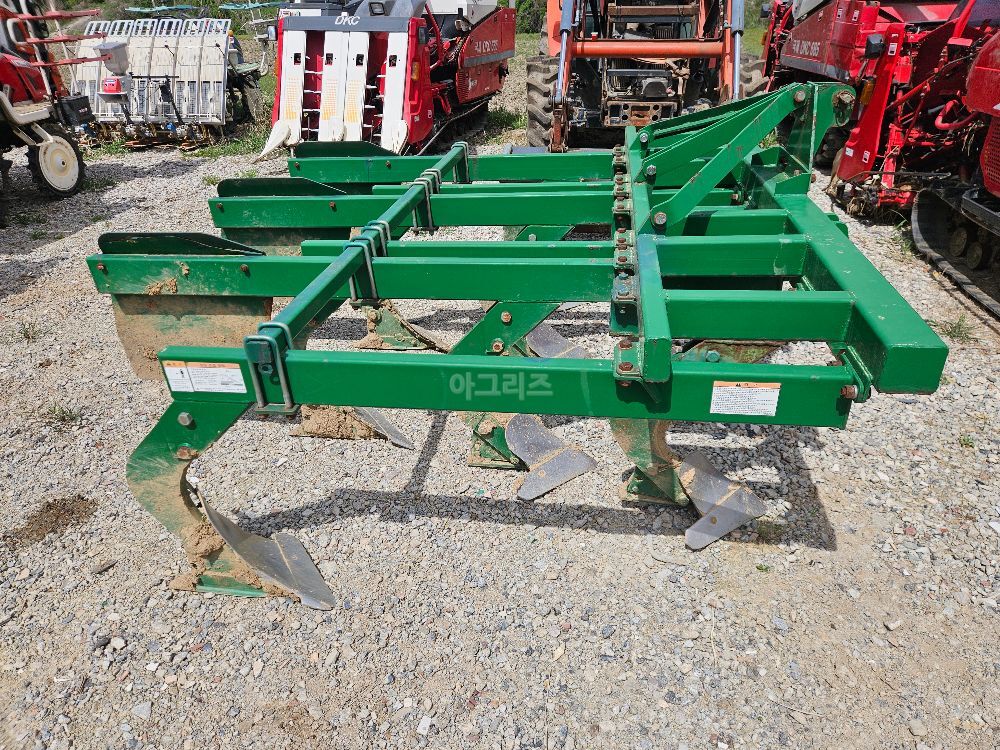 세웅쟁기9련 세웅쟁기9련 SW2409 뒤우측면