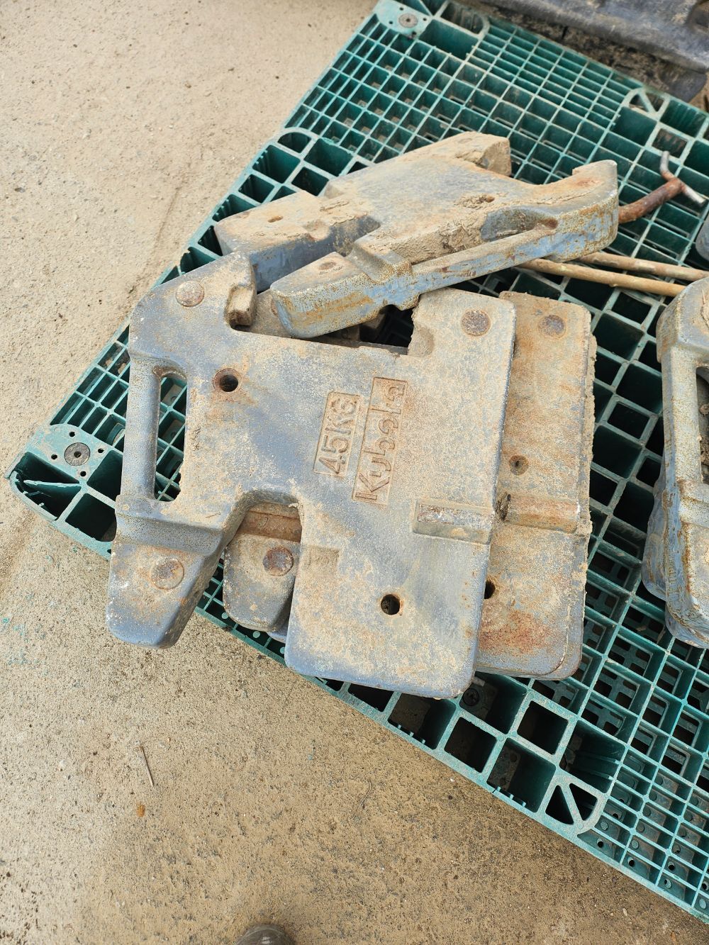 Kubota 구보다 앞웨이트 앞웨이트  뒤우측면