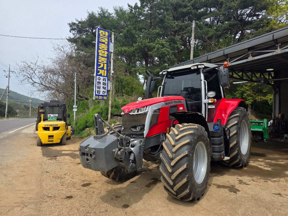 MF Tractor MF7S.165 (165hp) 뒤우측면