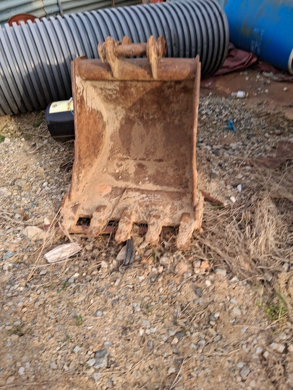 Hyundai Excavator MVP (5톤) 뒤우측면