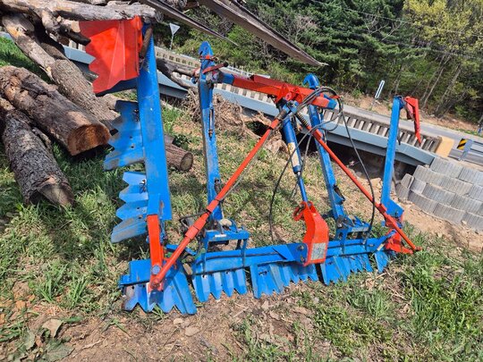 Daeho 오리발Harrow KR5100  앞좌측면