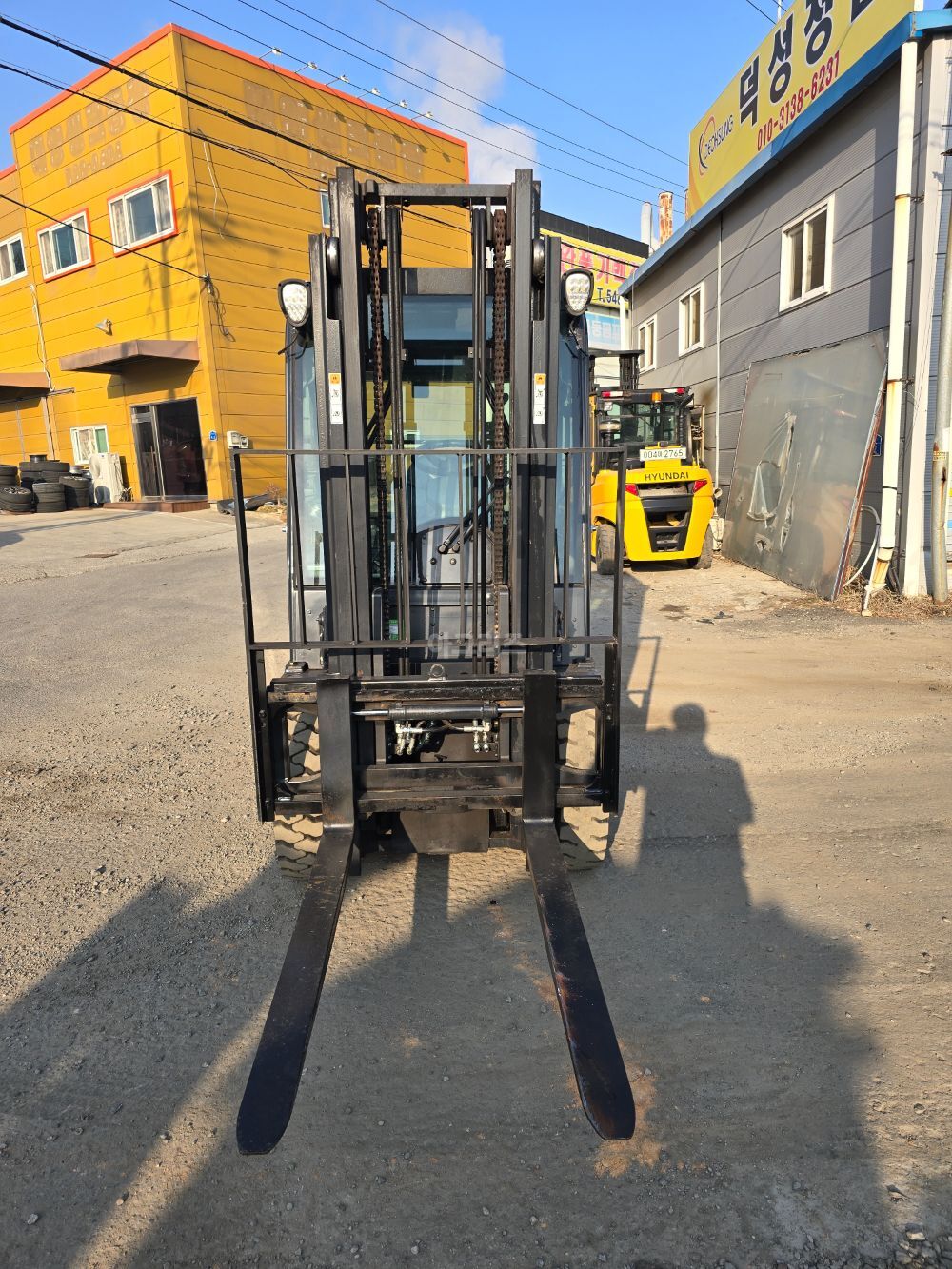  Forklift 두산2.5톤 (2.5톤) 뒤우측면