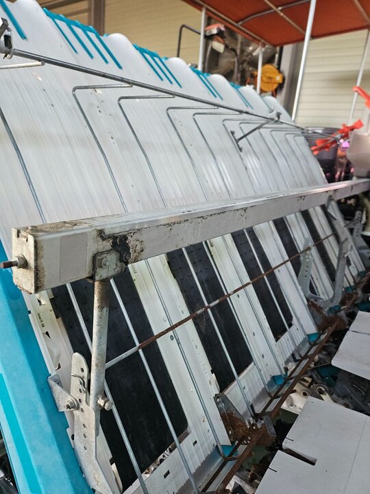 Kubota Rice transplanter 69D살충제살포기 (6Rows) 앞좌측면