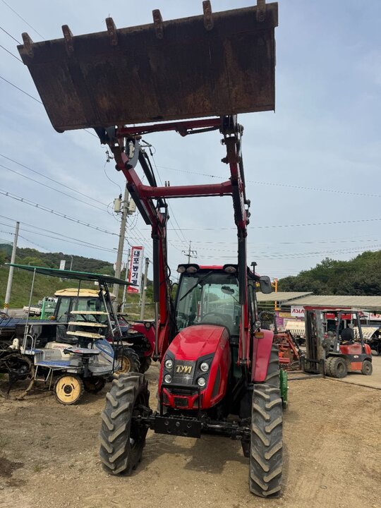TYM Tractor TX753 (75hp) 앞좌측면