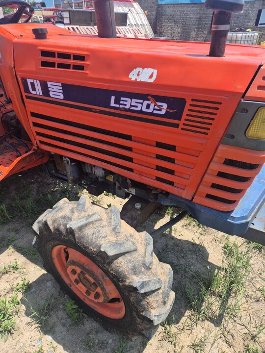 대동 트랙터 L3503 (35마력) 앞좌측면