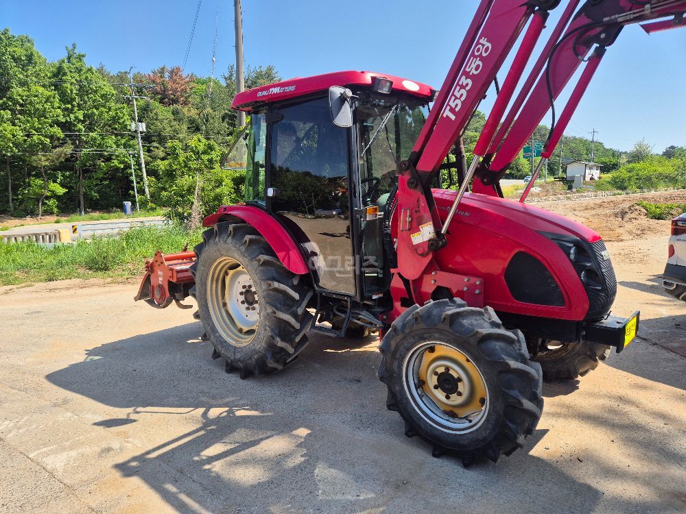 TYM 트랙터 T553 (55마력) 뒤우측면