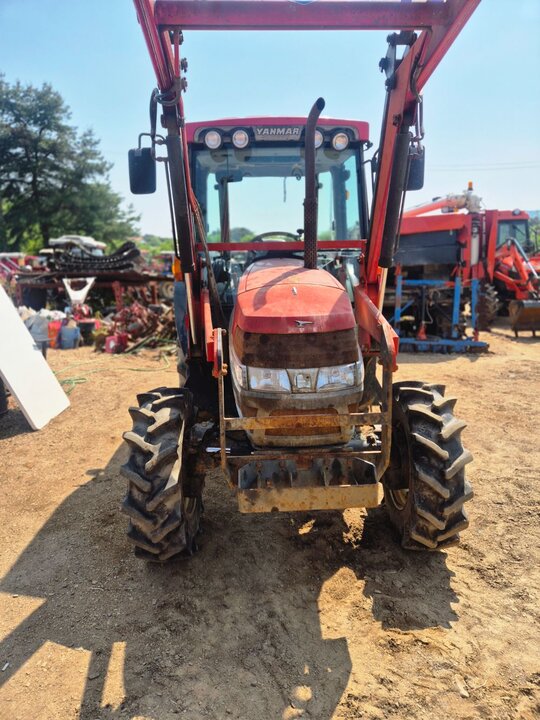 Yanmar Tractor FK663 (63hp) 앞좌측면