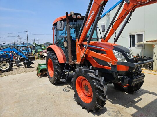 대동 트랙터 PX800 (80마력) 앞좌측면