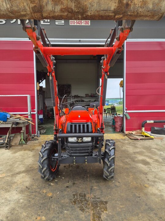 Kubota Tractor L430 (42hp) 앞좌측면