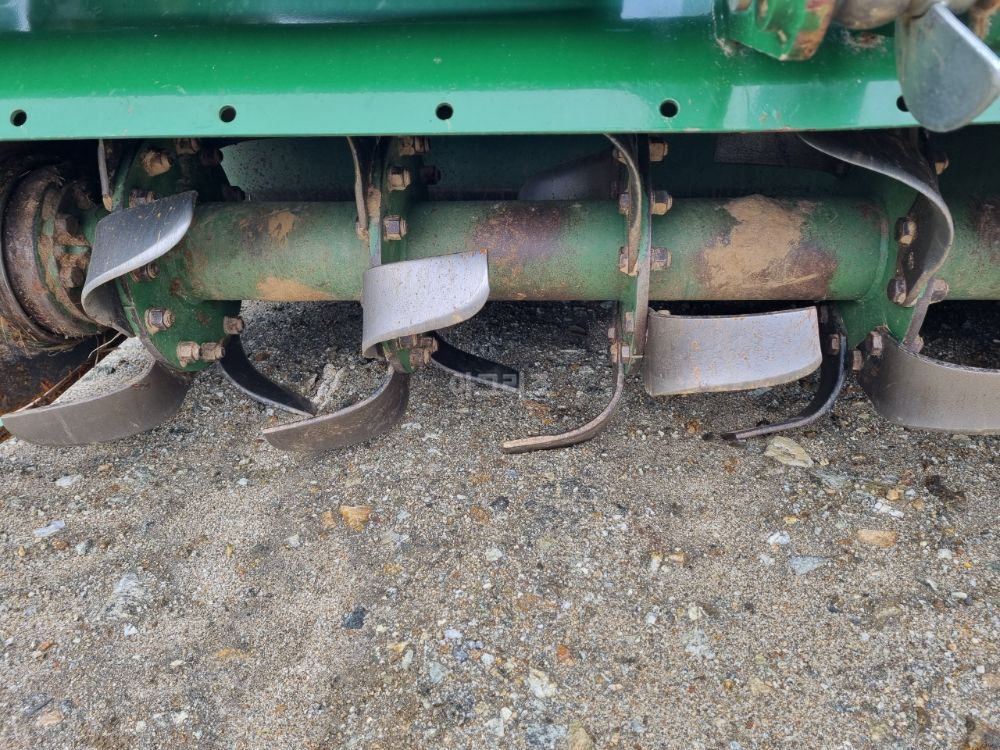  Rotavator WJ245SEH (경폭245cm) 뒤우측면