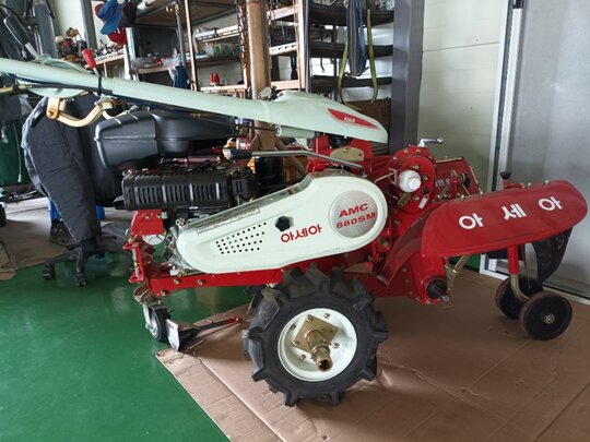 Shibaura Cultivator 880SM (6.5hp) 앞좌측면