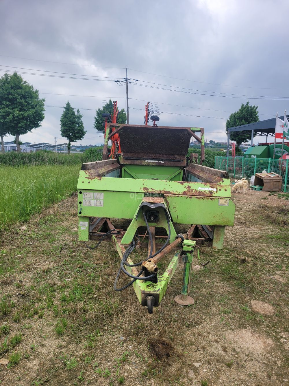 Ansung Manure Spreader AMS4200  뒤우측면