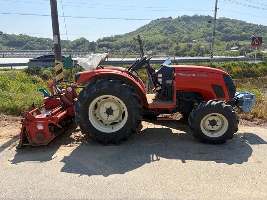 대동 트랙터 LX485L (48마력) 앞좌측면