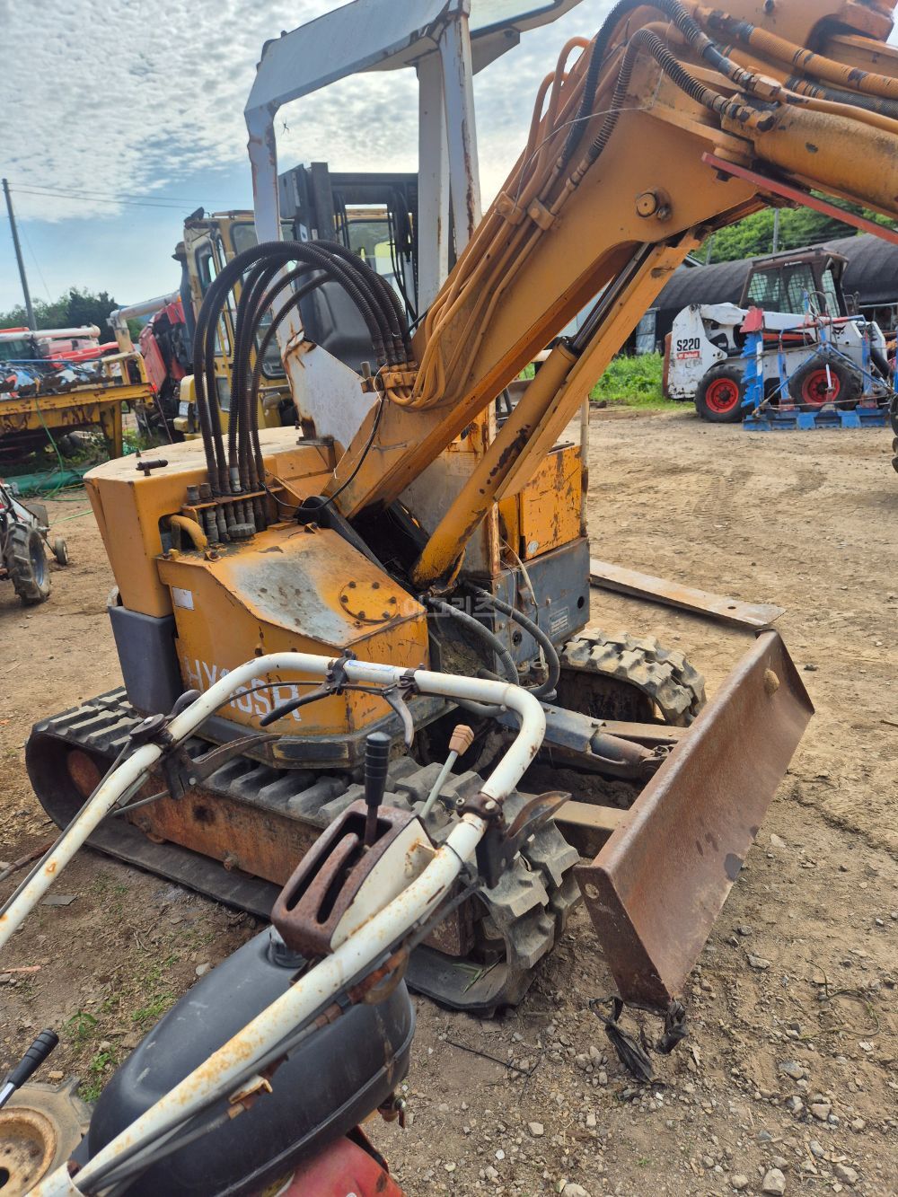  Excavator HX153 (1.5톤) 뒤우측면