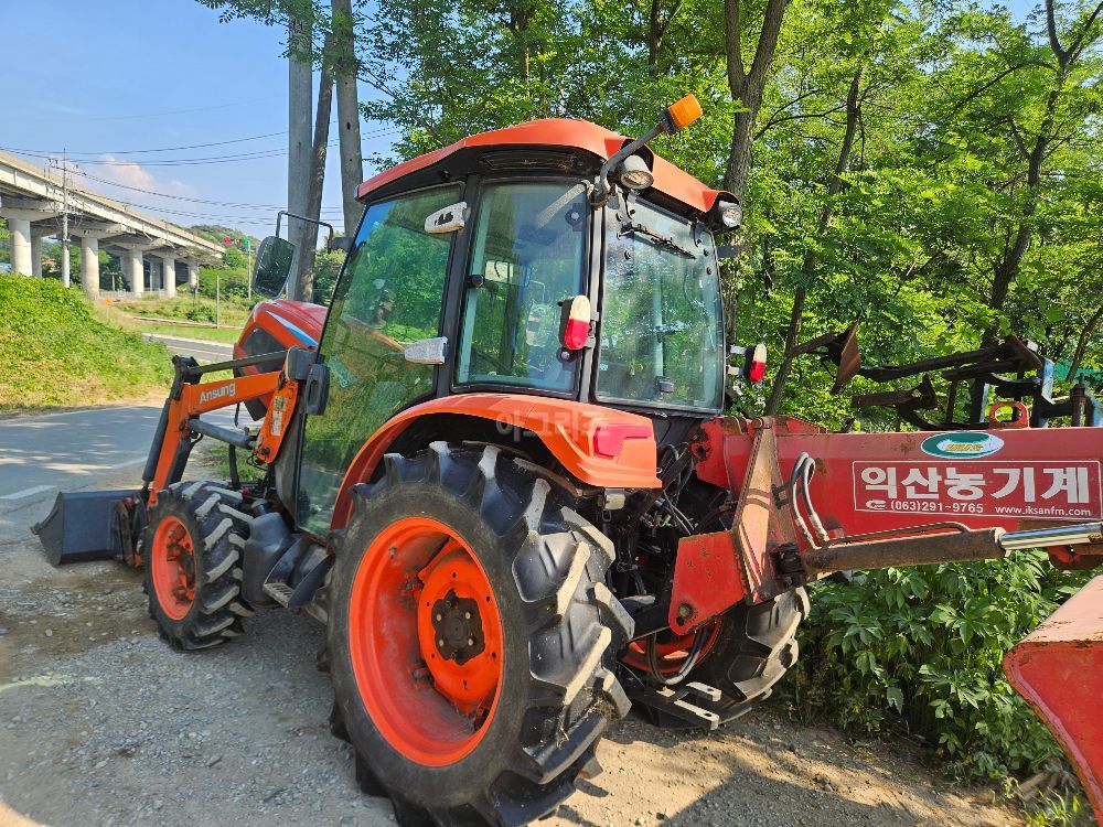 Daedong Tractor NX520 (52hp) 뒤우측면