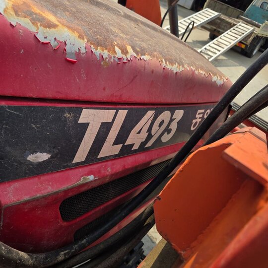TYM 트랙터 TL493 (49마력) 앞좌측면