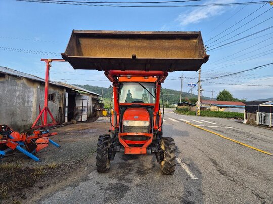 대동 트랙터 D470 (47마력) 앞좌측면