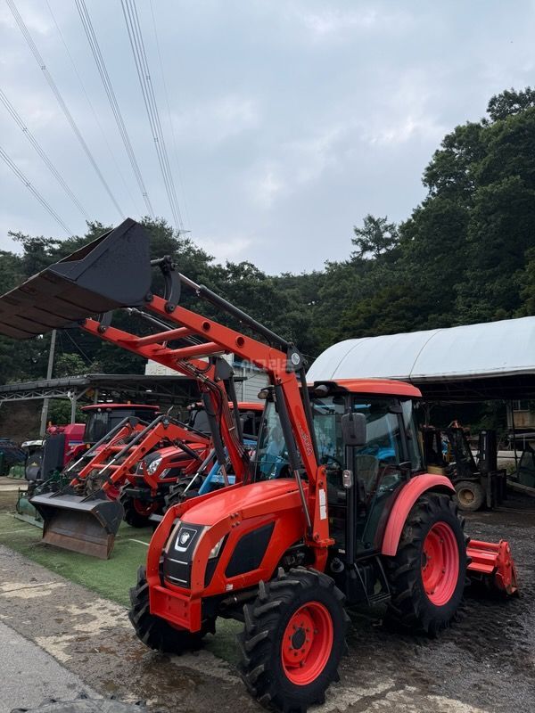 Daedong Tractor RX620 (62hp) 뒤우측면