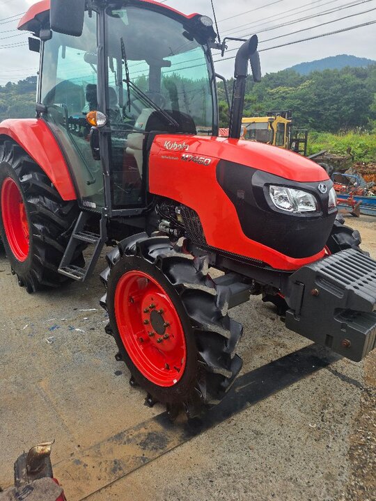 Kubota Tractor M7460 (74hp) 앞좌측면