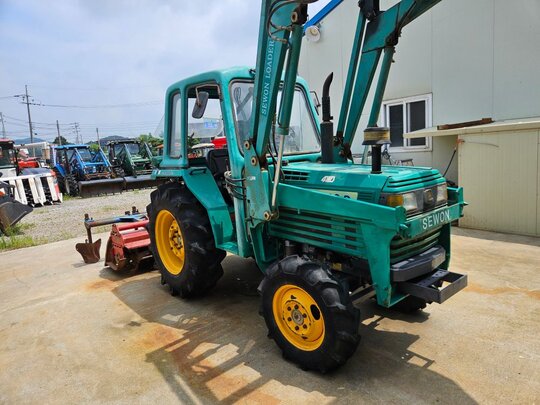 대동 트랙터 L3503-D (35마력) 앞좌측면