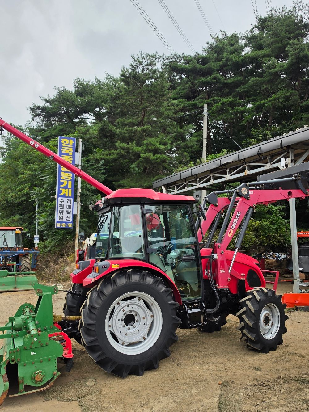 TYM 트랙터 X620 (62마력) 뒤우측면