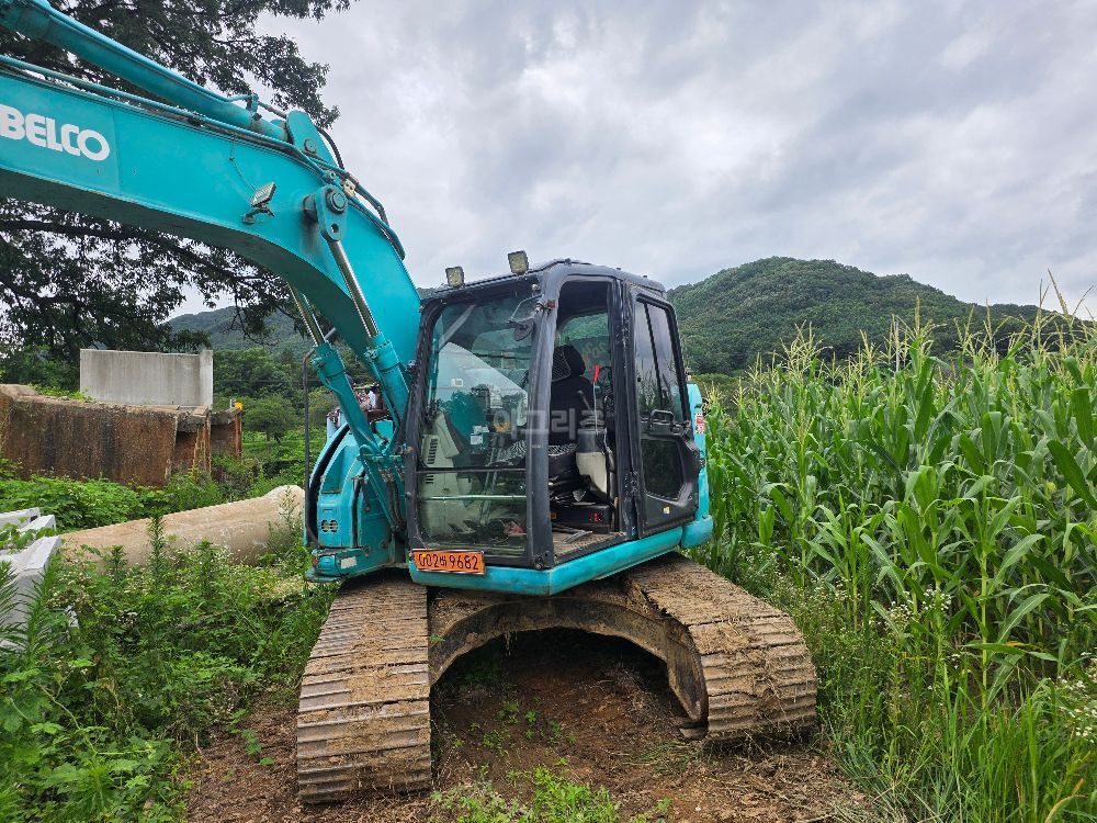  Excavator (15톤)  뒤우측면