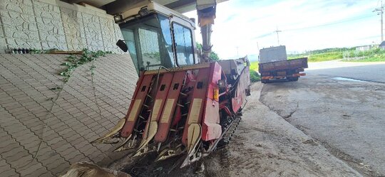 Kukje Combine Harvester KC575G (4Rows) 앞좌측면
