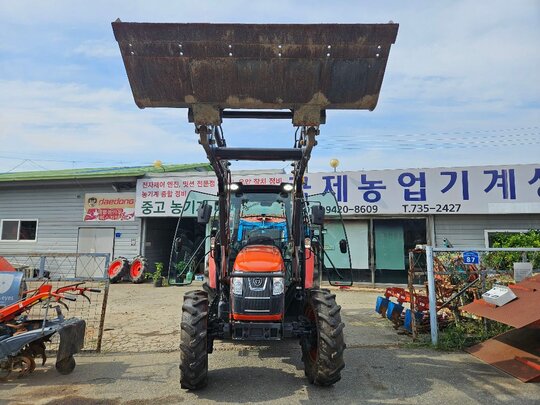대동 트랙터 RX730PSC (73마력) 앞좌측면