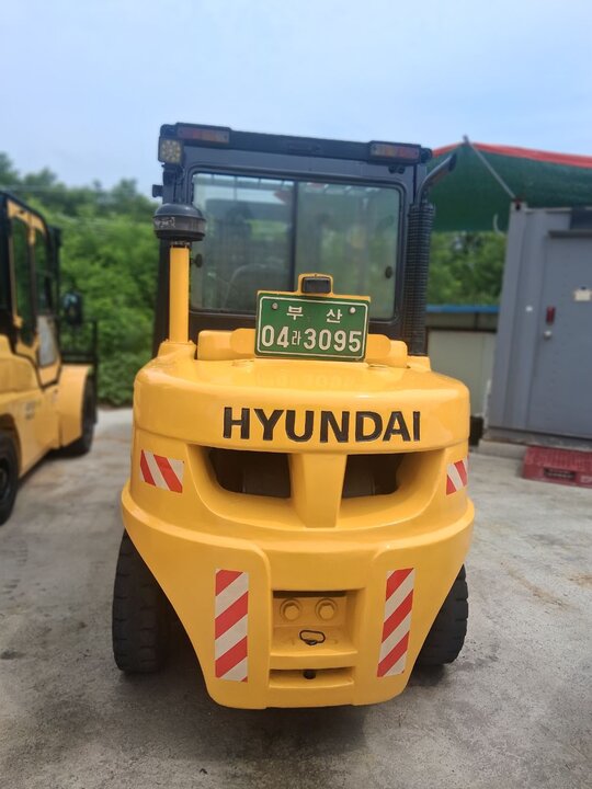  Forklift 4.5톤 (4.5톤) 앞좌측면