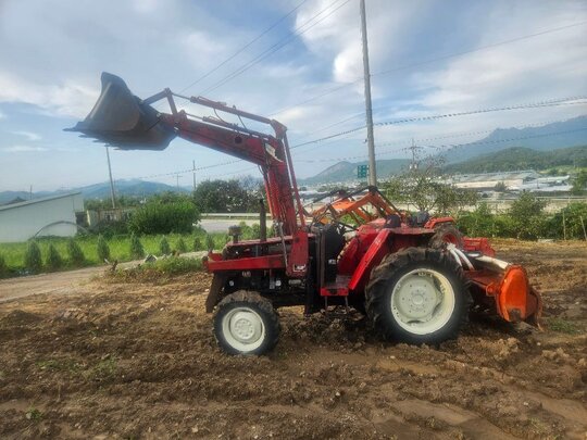 Kukje Tractor F455 (45hp) 앞좌측면