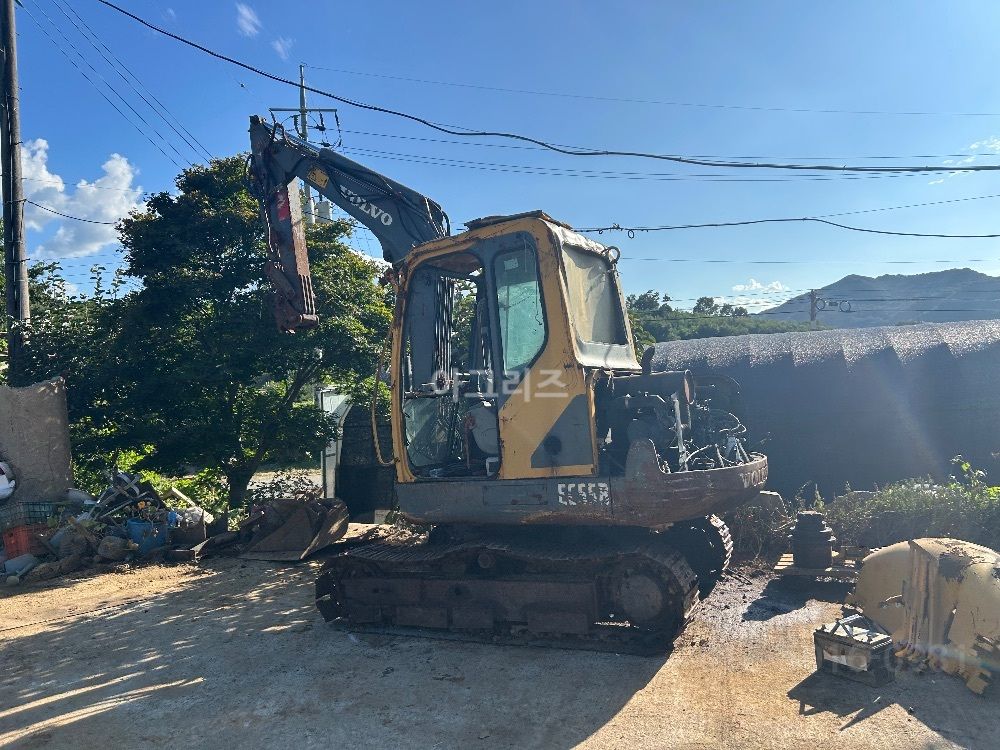  Excavator EC55B 포크레인 (4.5톤) 뒤우측면