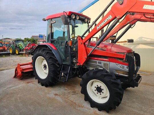 얀마 트랙터 EG775 (75마력) 앞좌측면