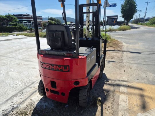  Forklift 15FB-55 (1.5톤) 앞좌측면