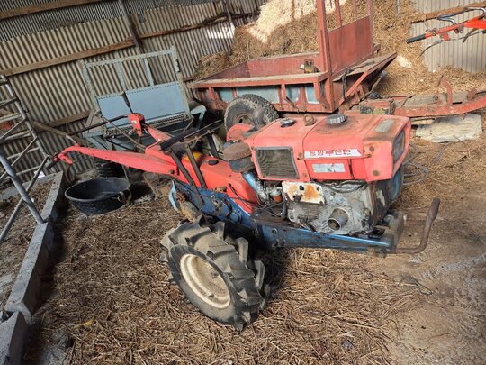 TYM Power Tiller DT-140 (10hp) 앞좌측면